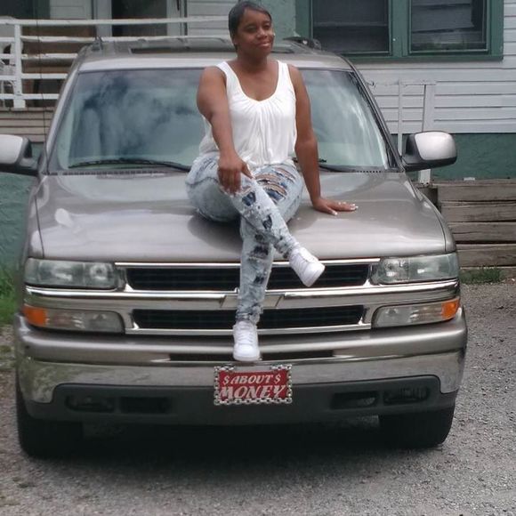 Meet your Posher, Karen - Picture 1 of 1